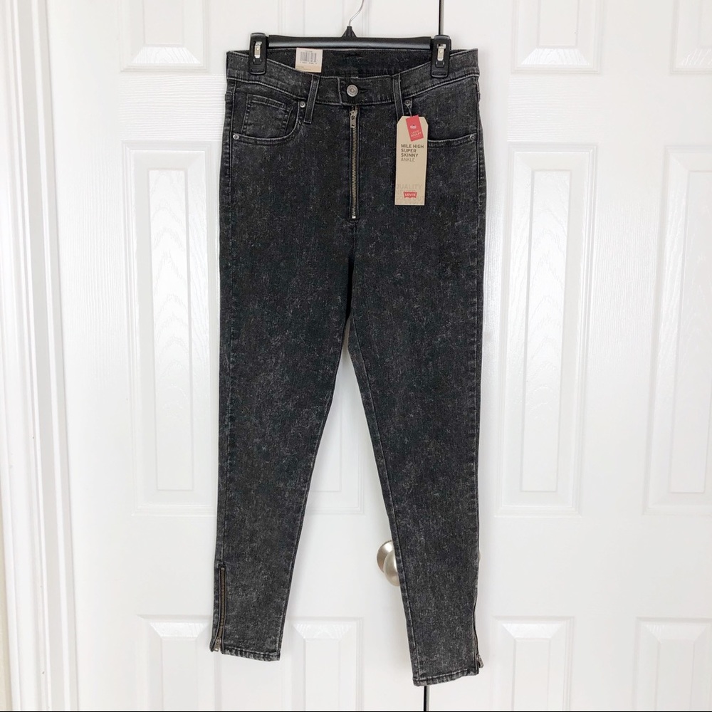 NWT Levi’s Mile High Super Skinny Ankle Moto Jeans - Picture 2 of 8